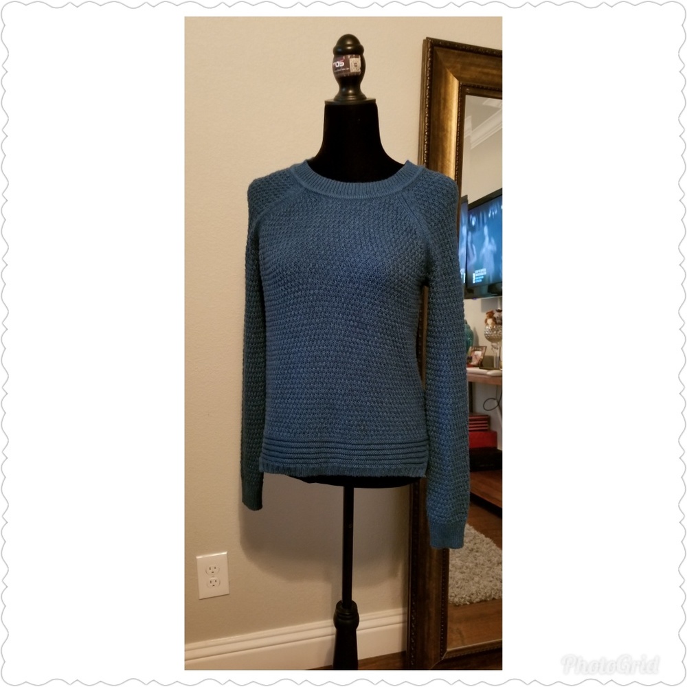 Blue Old Navy sweater